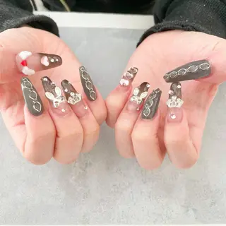 ネイル ゴテゴテ💙ワンホン リオナのネイルデザイン