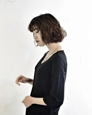 ショート 圧倒的美髪ストレート ツダケイタロウのヘアスタイル