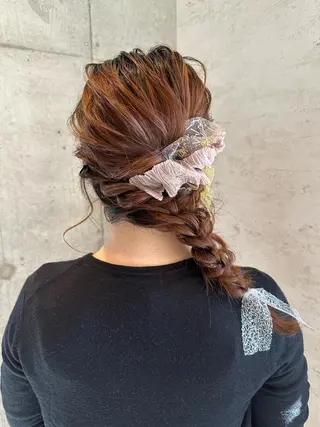 ロング ヘアアレンジ 女性に人気♪ はやしほのかのヘアスタイル