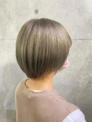 ショート カットモデル/ 吉本　彩夏のヘアスタイル