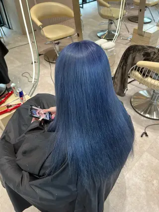 ロング カラー HIMENO KIYOTOのヘアスタイル