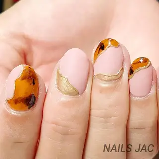 ネイル 島屋 千奈美のネイルデザイン