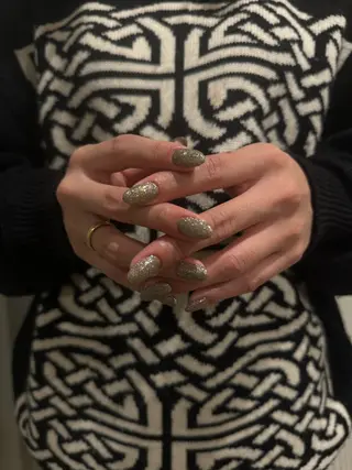 ネイル handsome所属・miura ichikaのネイルデザイン