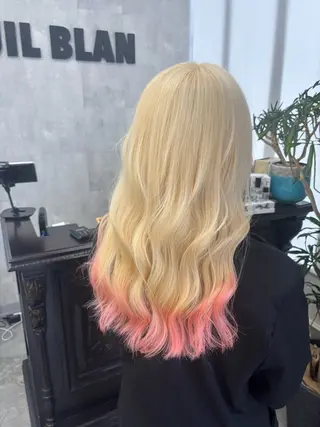 ミディアム 市毛 結菜のヘアスタイル