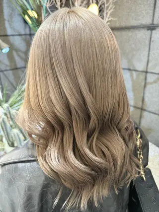 セミロング 学生人気no.1 🦋ナツミのヘアスタイル