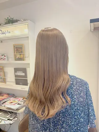 ロング カラー ハイトーンカラー新井 彩斗EIGHT新宿のヘアスタイル