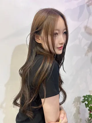 ロング カラー 🪩🐬ness / ルリ🧿🍓のヘアスタイル