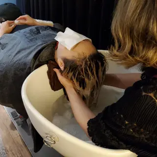 メンズ セミロング カラー パーマ TriumpH天王寺 Makoのヘアスタイル