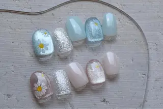 ネイル Lab☆上野店所属・鈴木 麻理絵のネイルデザイン
