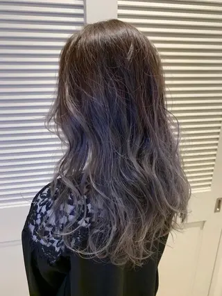 ロング 渋谷ハイトーン/ デザインカラー阿部のヘアスタイル