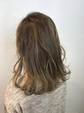 ミディアム カラー デザインカラー🌈 高木リョウのヘアスタイル