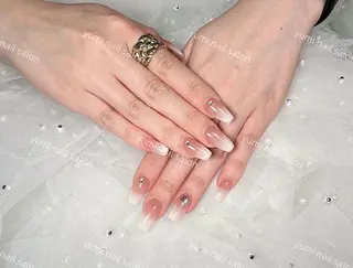 ネイル Shineジェル& チップ長さだしのネイルデザイン