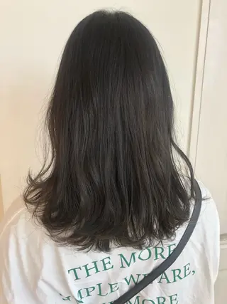 セミロング カラー ヤマモト マイのヘアスタイル