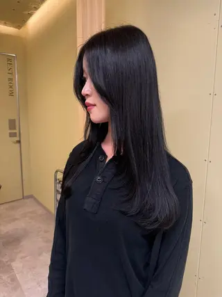 ミディアム カラー 伶風/デザインカット /ボブ/透明感カラーのヘアスタイル