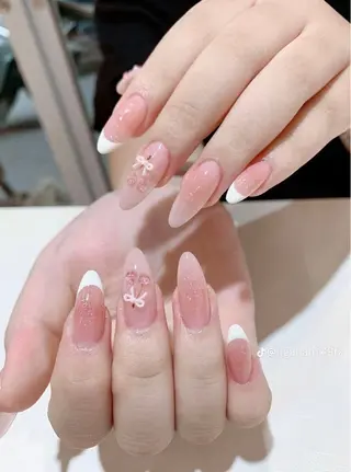 ネイル T. Leeのネイルデザイン