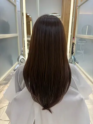 よねけん😁 透明感/艶感のヘアスタイル