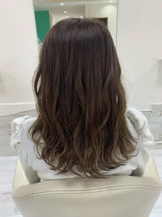 カラー 加藤 菜々香のヘアスタイル