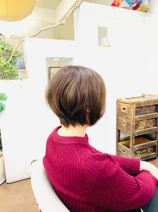 ショート カラー ing's・hair イングス・ヘアーのヘアスタイル