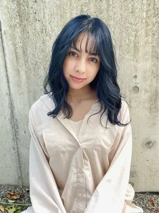 ミディアム カラー tominaga kentaのヘアスタイル