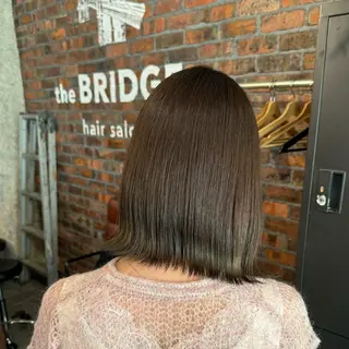 ミディアム カラー theBRIDGE/ 神谷ゆうなのヘアスタイル