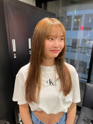 ロング shoko/ 海外ガール風パーマのヘアスタイル