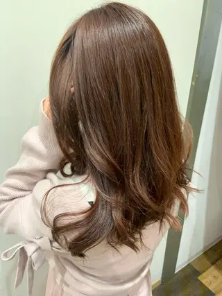 ロング カラー 山下 加織のヘアスタイル