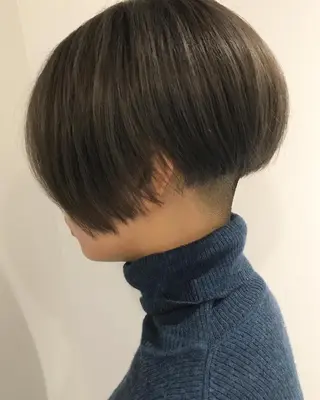 ショート カラー 🔹TOMO🔹 圧倒的経験値🔹のヘアスタイル