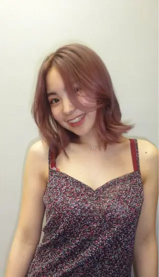 カラー 菊地 このはのヘアスタイル