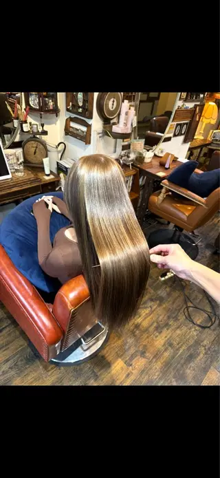 セミロング カラー 石川 晃也のヘアスタイル