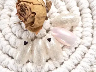 ネイル へぜリヒ ·もものネイルデザイン