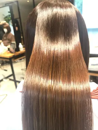 セミロング Emerge渋谷店　［エマージュ］所属・美髪縮毛矯正No1 toshiのヘアスタイル