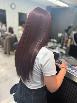 ロング 冨吉 咲笑のヘアスタイル