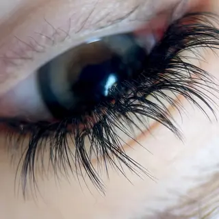 マツエク・マツパ LOOPER所属・mzh ...のネイルデザイン