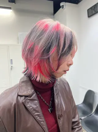 ショート カラー ウルフ/レイヤーボブ ハイトーン/増田のヘアスタイル