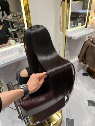 ロング カラー 髪質改善･縮毛矯正 特化･ユウシンのヘアスタイル