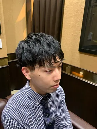 パーマ メンズ プレミアムバーバー新宿店所属・新宿駅近! 💈口コミ多数✨のヘアスタイル