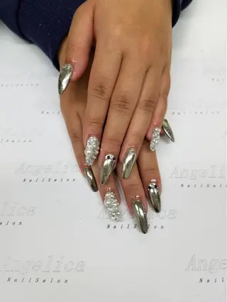 ネイル Angelica ネイリストのネイルデザイン
