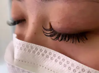 マツエク・マツパ hairLOOP所属・西院LOOP sayakaのヘアスタイル