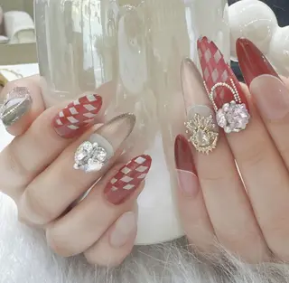 ロング ネイルサロンジーエム所属・ネイルサロン ジーエムのネイルデザイン