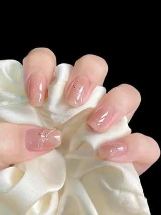 ネイル ヒナネイルサロン所属・Hina ネイルサロンのネイルデザイン