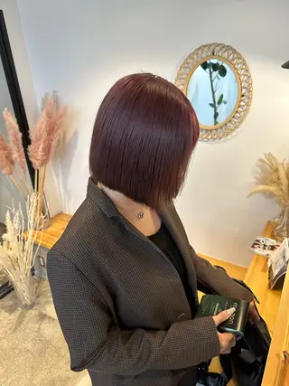 ミディアム カラー yuika .のヘアスタイル