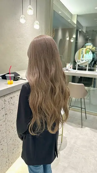 ロング カラー 高松 沙耶のヘアスタイル