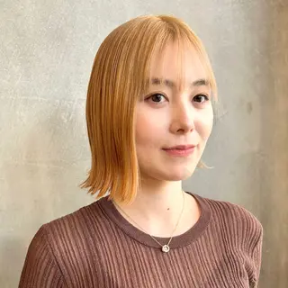 ミディアム カラー écouter所属・ショート/ウルフ ハイトーン/カイセイのヘアスタイル