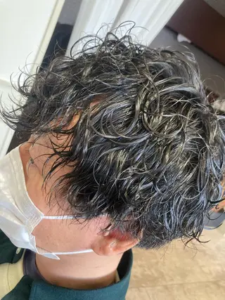 ショート パーマ メンズ エクステブリーチ矯正 griFFicaのヘアスタイル