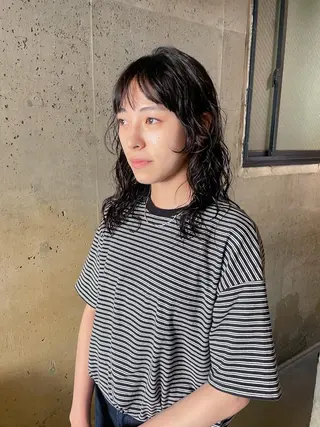 セミロング パーマ パーマ/レイヤー 岩山丈一郎のヘアスタイル