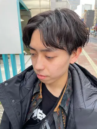 ショート カラー メンズ 佐藤 魁人のヘアスタイル