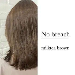 セミロング カラー Ida Akaneのヘアスタイル