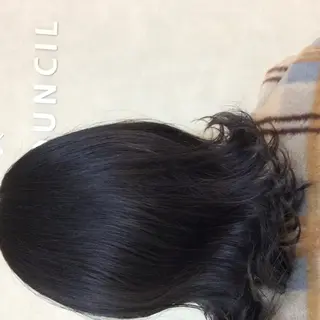 ミディアム 吉田 恒のヘアスタイル