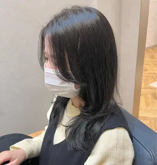 セミロング N°number大分 ナンバーmikotoのヘアスタイル