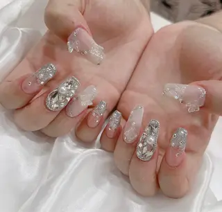 ネイル 🦋 MiKi 🦋 ネイルサロンのネイルデザイン